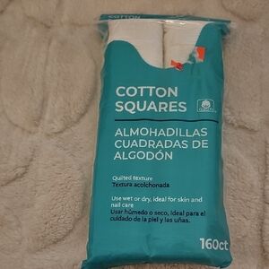 Soft White Cotton Pads for Skincare